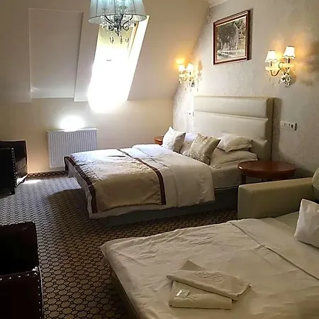 Capitulum Szálloda 4*